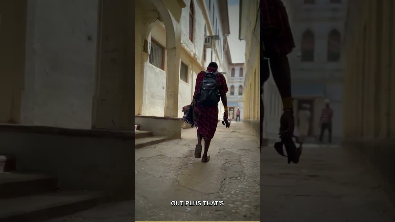 Stop Losing $200: Citi vs Wells Fargo Cash